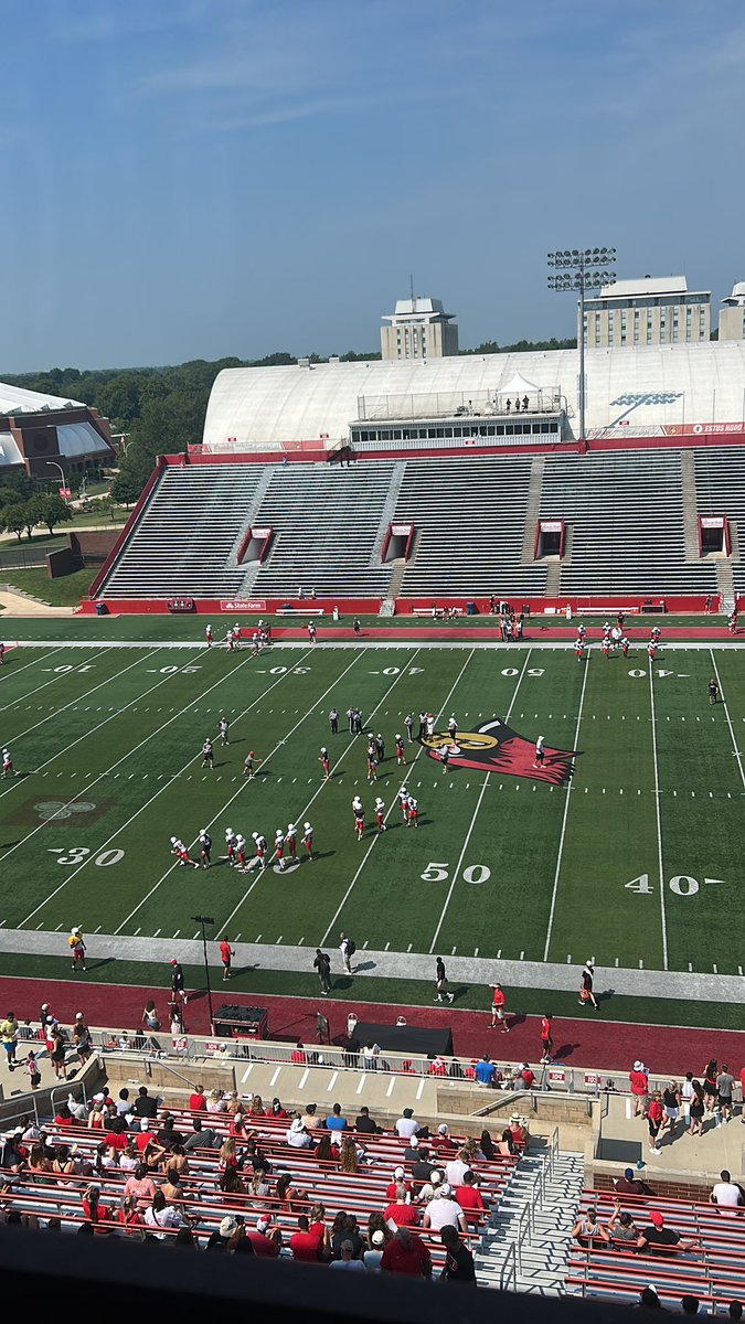 Jaden Cohn (@jadencohn6) on Twitter photo Gearing up for the 2025 season with the Red/White scrimmage. I'll have live tweets along with coverage from <a href="/Callyn100/">Connor Allyn</a> on <a href="/Viddy_Sports/">Vidette Sports</a>.
#REDBIRDFB Gearing up for the 2025 season with the Red/White scrimmage. I'll have live tweets along with coverage from <a href="/Callyn100/">Connor Allyn</a> on <a href="/Viddy_Sports/">Vidette Sports</a>.
#REDBIRDFB