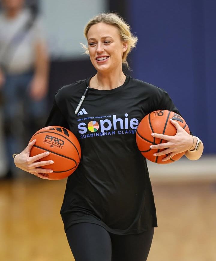 Happy Birthday! <a href="/sophaller/">Sophie Cunningham</a> 🏀 <a href="/sophiecclassic/">Sophie Cunningham Classic</a>