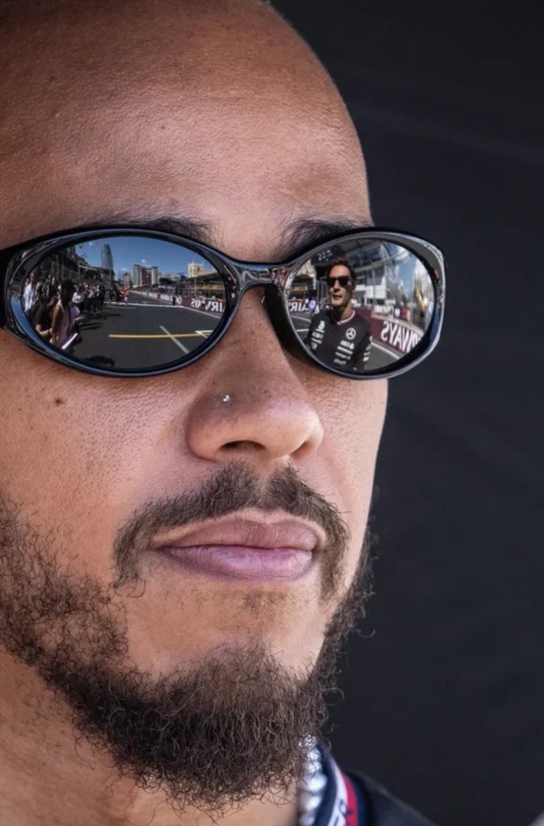 georgesrussells's tweet photo. me wearing sunglasses so nobody has any idea what im looking at https://t.co/5zaaA63gAF