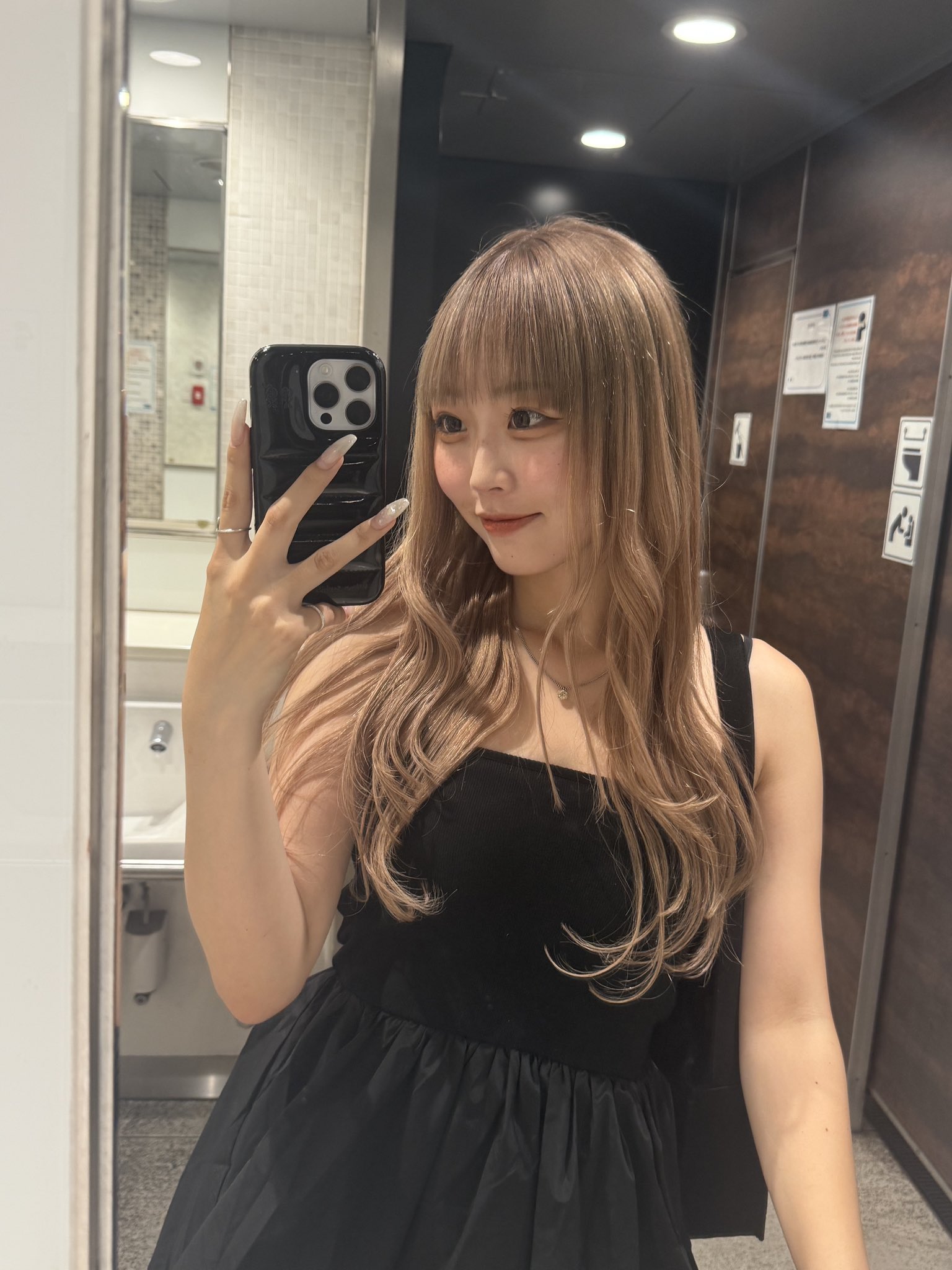 【なお】ブラウン フェンディ FENDI FENDI 二つ折り財布 8M0508 ALV4 FF