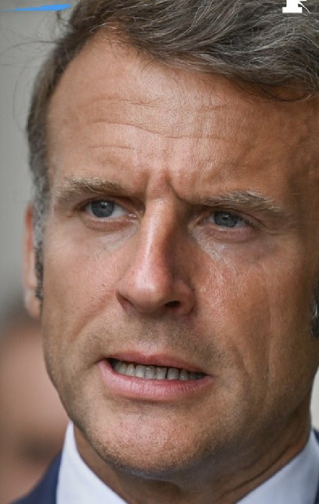 Bronzé ou pas… je peux PLUS voir sa gueule…..ni entendre sa voix..
🥴🤡🤡🤡