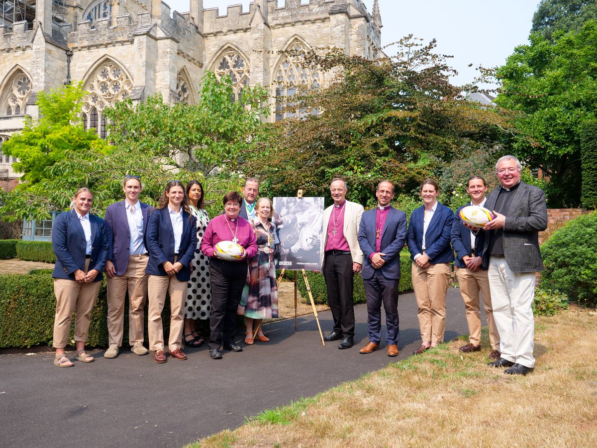 CofEDevon's tweet photo. "I'm pleased that the next generation of women are getting to play the games they want to play."
We were delighted to be apart of the Women's Rugby World Cup Welcome Ceremony today in a packed @ExeterCathedral. https://t.co/gJpdbBCqZM