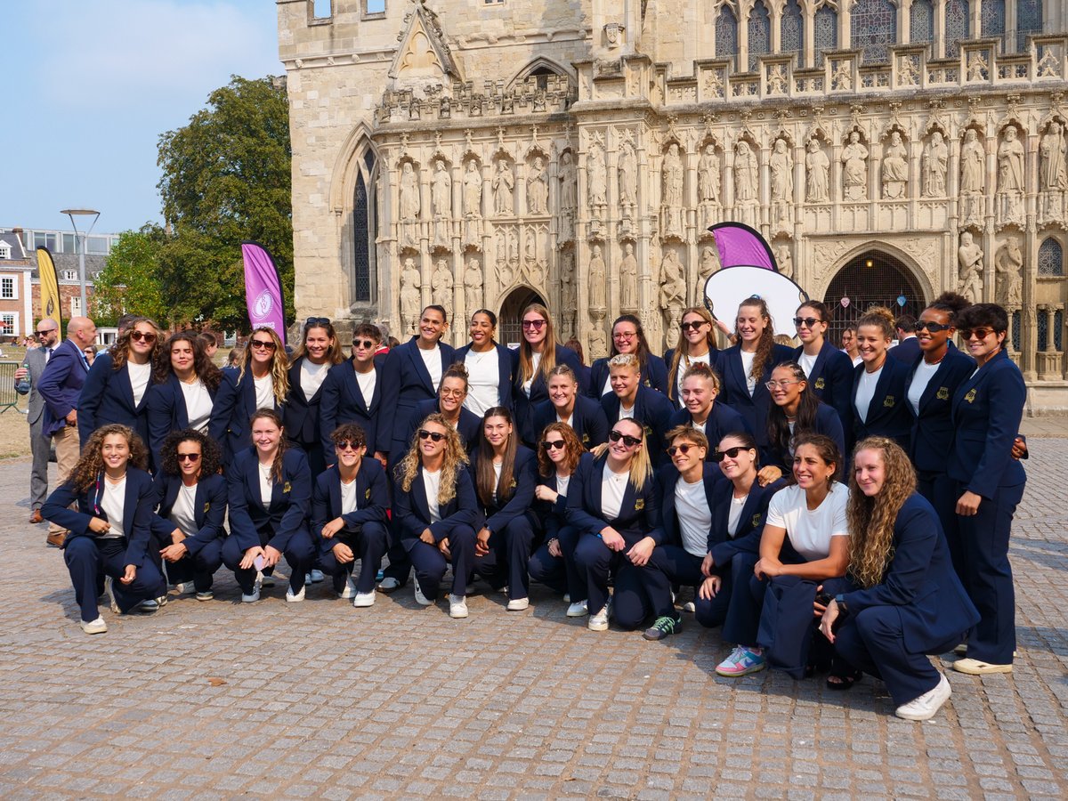 CofEDevon's tweet photo. Exeter is one of the eight cities in the UK to host the Women's World Cup Rugby this year, and today it welcomed the French and Italian teams during a special service. Let's join in giving the teams a warm welcome to the city! https://t.co/cQJBh29YRl