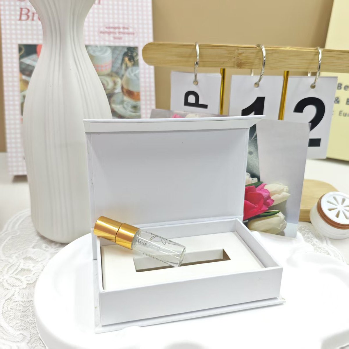 BryanTa43448943's tweet image. Luxury Paper Cardboard Perfume Essential Oil Folding Boxes with Insert

Our advantages:
✅ 3-Decade Expertise: 30+ years of refining quality for different industries customer
✅ Certification: ISO、FSC、FCCA、BSCI

Whats app：+86 13717343123

#PerfumeBoxes #paperboxes