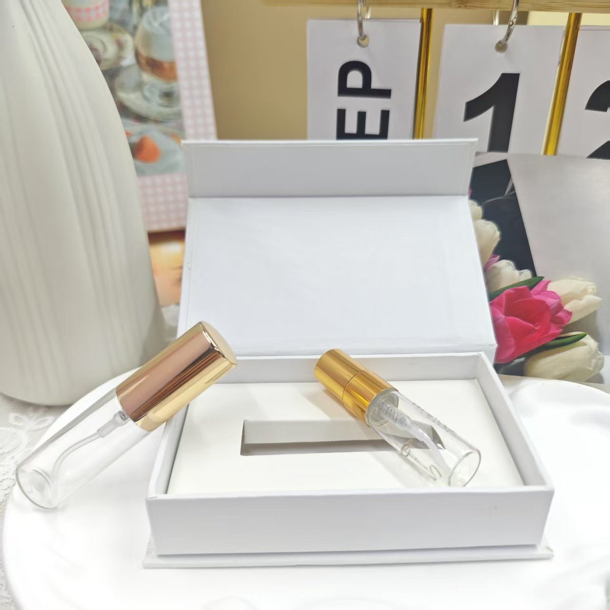 BryanTa43448943's tweet image. Luxury Paper Cardboard Perfume Essential Oil Folding Boxes with Insert

Our advantages:
✅ 3-Decade Expertise: 30+ years of refining quality for different industries customer
✅ Certification: ISO、FSC、FCCA、BSCI

Whats app：+86 13717343123

#PerfumeBoxes #paperboxes