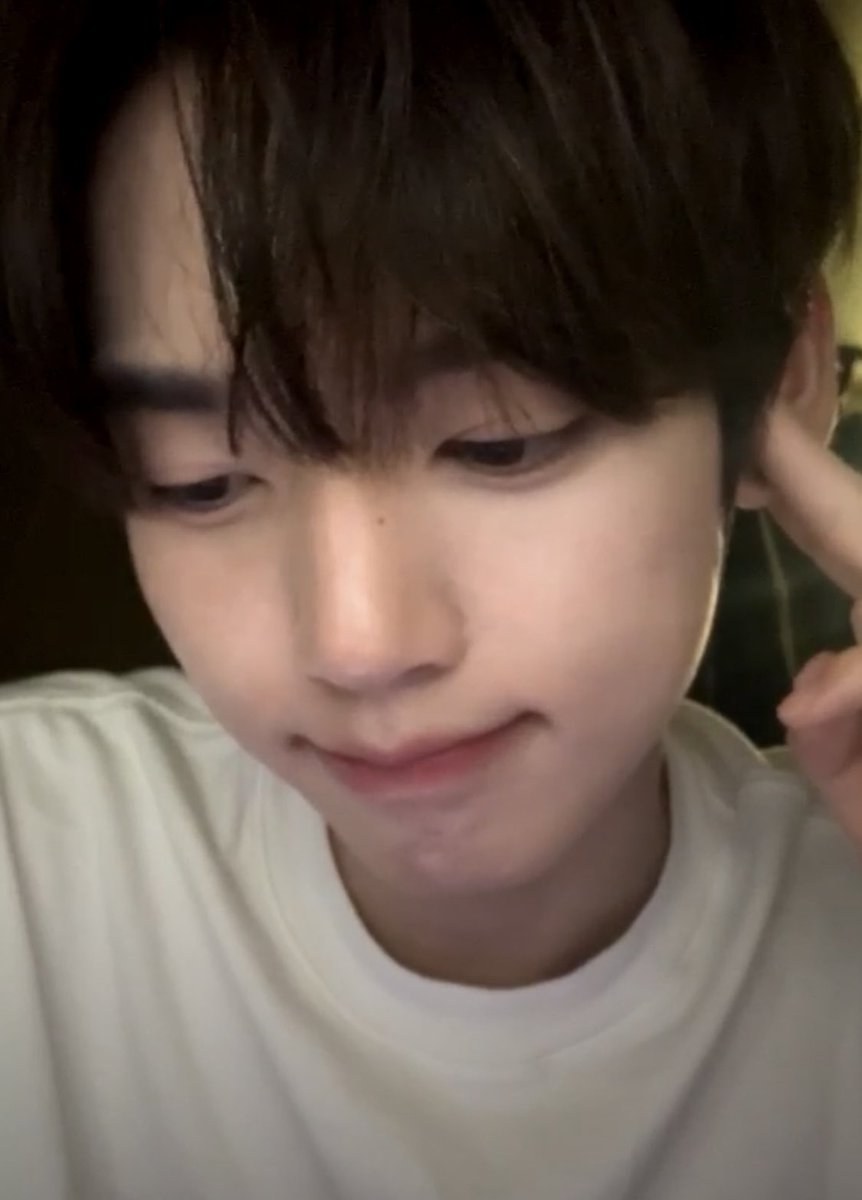 1yujean320's tweet photo. 오늘유진이가엄~~~~~~~~청 귀여워서 입덕햇다ㅏ😍 https://t.co/RMHjXAcTr1