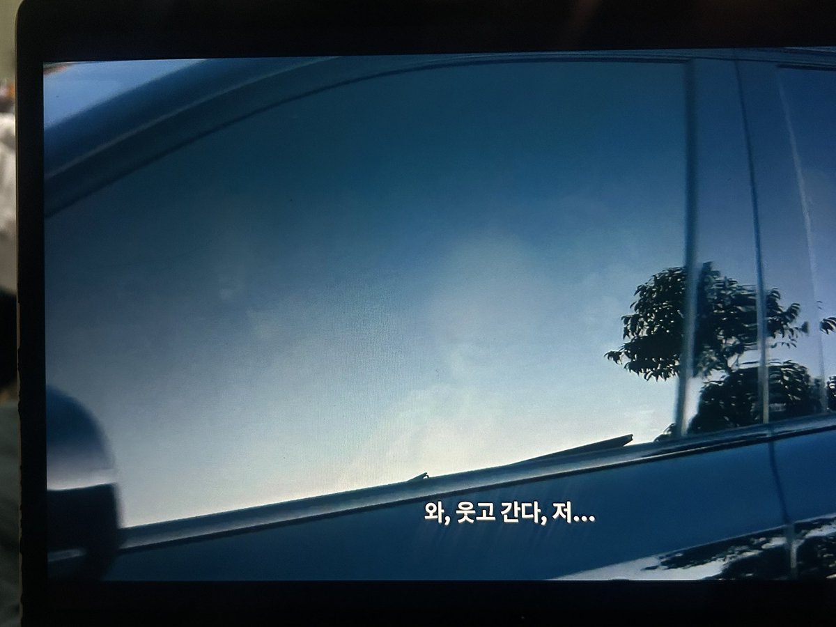 &lt;나는 생존자다&gt; 형제복지원 편 다 봤고 너무 화난다 .. 가해자 가족들은 몇백 억으로 호주 가서 부유하고 행복하게 지내고 심지어 가장 소름 돋았던 장면은 피해자와 피디가 호주 찾아가서 말 거니까 차타고 슝 가버리는데… 차창 안으로 보이는 미소들.. ㅋㅋ 저 상황에서 웃는다는게 소름끼치고