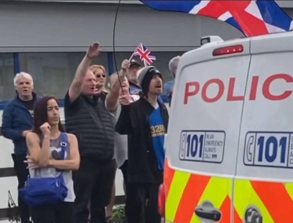 Bigbroonsauce's tweet photo. Full card on the bigot bingo card in Falkirk today
Hun top ✅️
Union jack ✅️
Nazi salute ✅️
Racist, bigotted &amp; stupid✅️
Scotland's shame ✅️ https://t.co/06793FJGTF