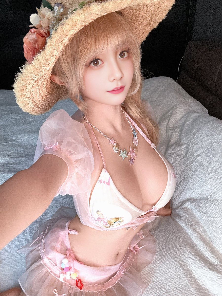 Wuuuu05's tweet photo. 朋友圈 vs X😛 https://t.co/6twe3Z3OS0
