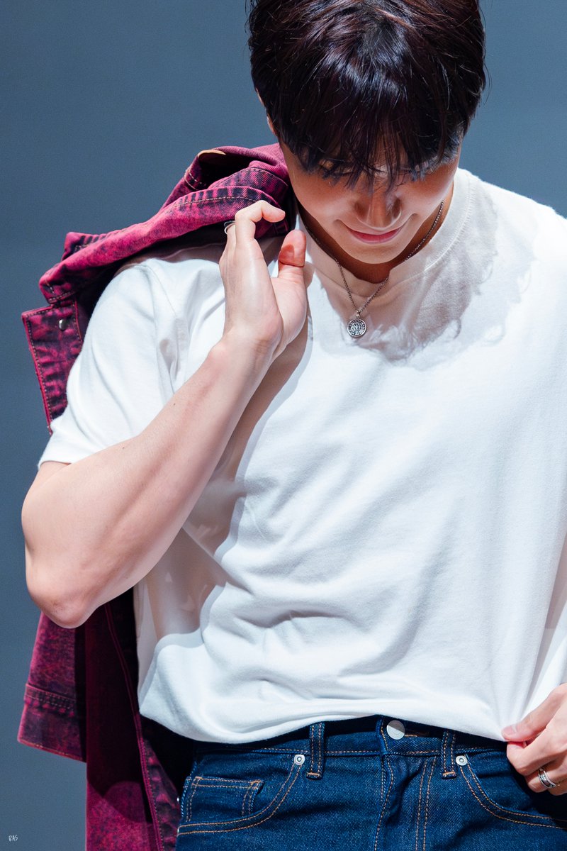 250525 메이크스타 팬사인회

👖🎥👍

#VANNER #배너 #태환
#Makestarcorp #슈피겐홀