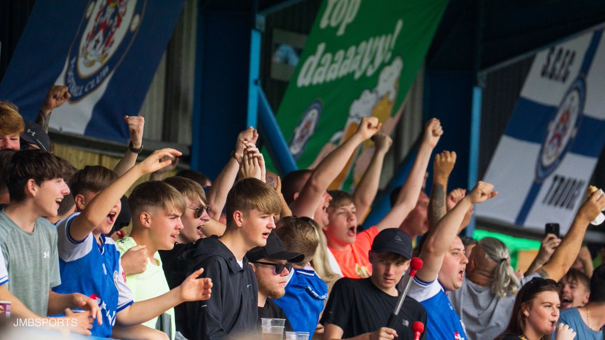 Incredible support down at the bowerfold this afternoon see you all Tuesday at gigg lane 📸💙

<a href="/StalyCelticFC/">Stalybridge Celtic</a>