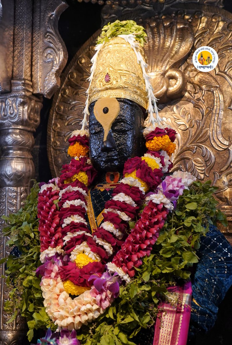 🙏 विठू माऊलीच्या चरणी नतमस्तक 🙏
मनात फक्त एकच गजर – राम कृष्ण हरी 🌸✨