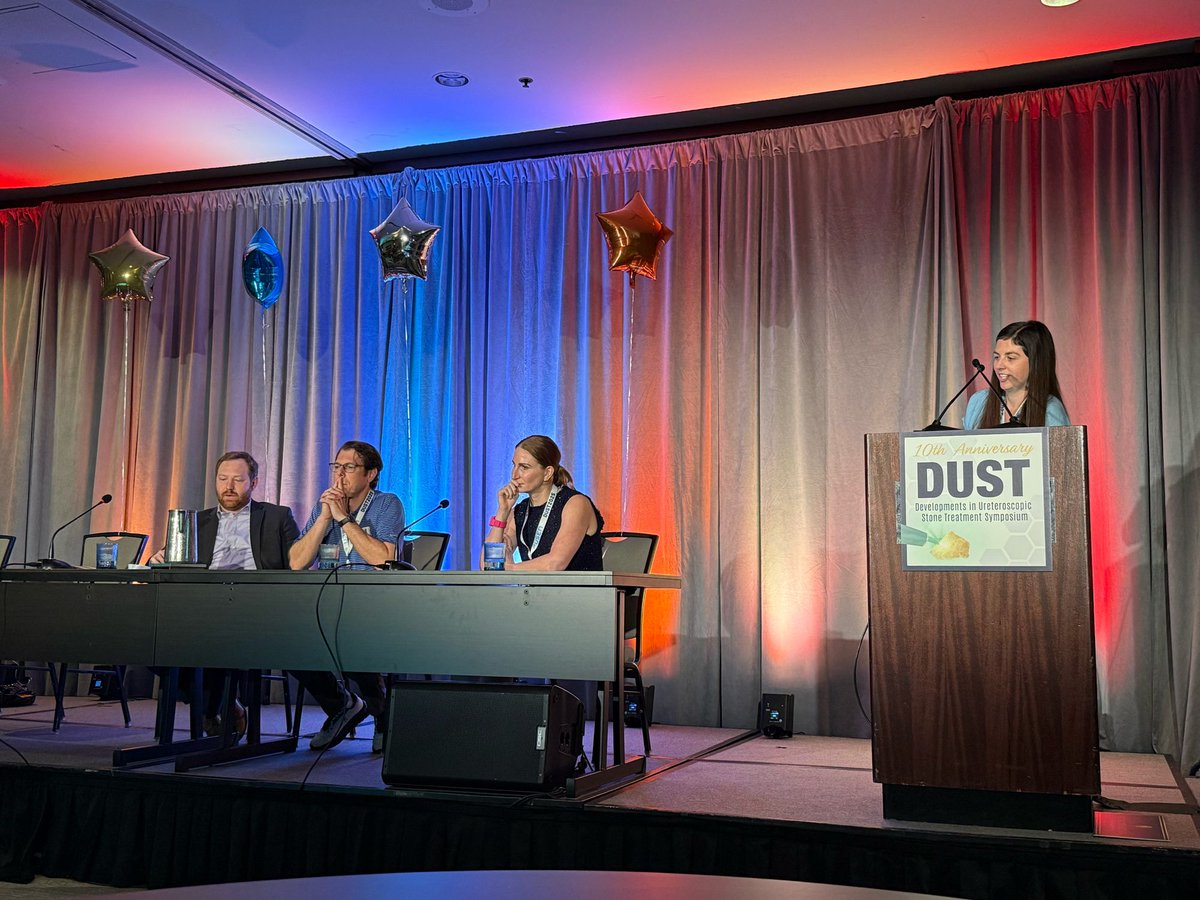 dustcme's tweet image. Balloon Debate round 3! #DUST2025