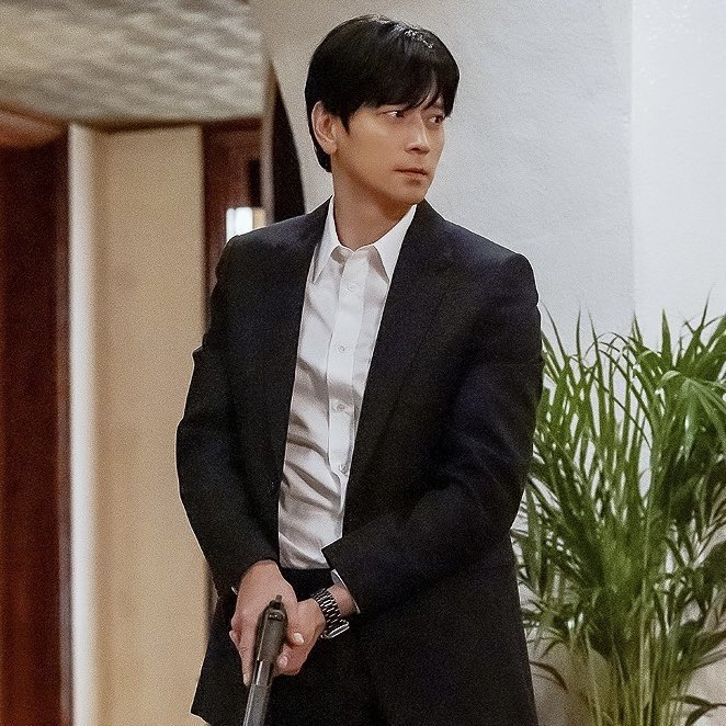 님 얼굴이 어디 안 가는데 내 마음이 어딜가요.