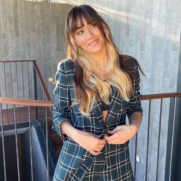 siempre viviré atada a la Aitana rubia y a la Aitana bicolor, anhelando que algún día vuelva