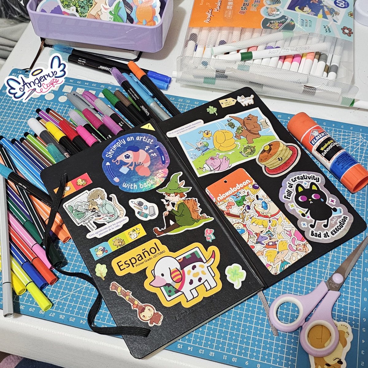 Angeru_Crafts's tweet photo. Back to sketchbooks 🫰✨️🌿💖 https://t.co/HA2vtZ0oMa