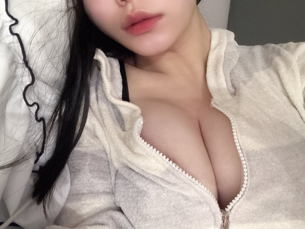 カイ tweet media