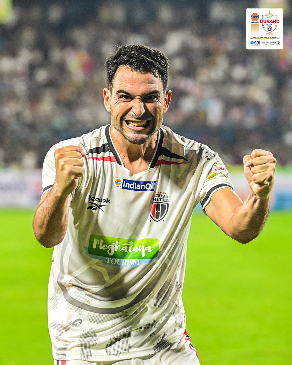 IndSuperLeague's tweet photo. .@NEUtdFC breeze past #BodolandFC to reach the #DurandCup2025 Semi-Finals! 🤩
FT: BDFC 0️⃣-4️⃣ NEU
#BDFCNEU #BodolandFC #NorthEastUnitedFC #IndianFootball #134thEditionofIndianOilDurandCup https://t.co/iH6R5d0IuV