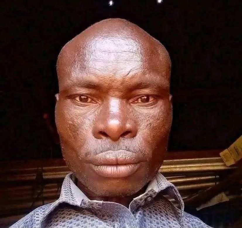 Editors, please make my uncle look like a rich person 🙏