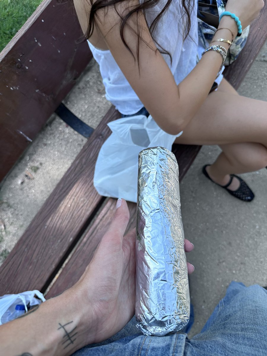 She gave me a doner 🤦‍♂️👀