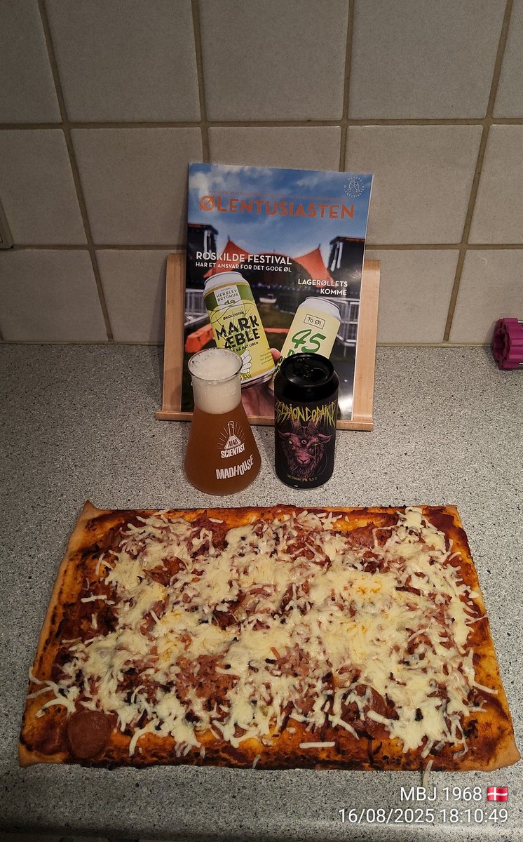 Mad Scientist 🇭🇺
Session Cocaine 🍻🍻🍻👌
Alkohol: 5,3 %
IBU:
Indehold: 440 ml.
Type: IPA - Session
Serverings temp: 6 - 9

madscientist.hu #madscientistbeer <a href="/madscientisthun/">Mad Scientist</a>

Købt på: ol2go.dk 👍

untappd.com/b/mad-scientis…

#BskyBeer