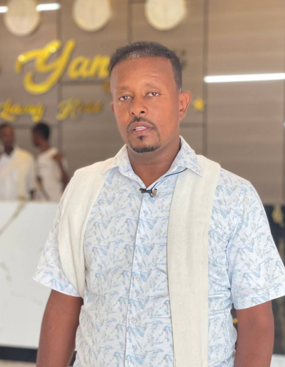 AfarState's tweet photo. በክልሉ ባሉ የኢንቨስትመንት አማራጮች ለሚሰማሩ ባለሃብቶች የማበረታቻ ድጋፍ ይደረጋል- ርዕሰ መስተዳድር አወል አርባ

ሠመራ፤ነሐሴ 10/2017(ኢዜአ)፡-በአፋር ክልል ባሉ የተለያዩ የኢንቨስትመንት አመራጮች ላይ  መሰማራት የሚፈልጉ ባለሀብቶች የማበረታቻ ድጋፍ እንደሚደረግ የክልሉ  ርዕሰ መስተዳድር አወል አርባ ገለጹ።

በሠመራ ከተማ  በአንድ ባለሀብት  የተገነባ ዘመናዊ ሆቴል የአፋር ክልል ከፍተኛ የስራ ሃላፊዎችና ጥሪ የተደረገላቸው እንግዶች በተገኙበት ዛሬ ተመርቋል።

በምረቃው ሥነ-ሥርዓት ላይ የተገኙት  ርዕሰ መስተዳድር አወል አርባ እንደተናገሩት፤  በክልሉ የቱሪዝም ዘርፍን ጨምሮ የተለያዩ  የኢንቨስትመንት አመራጮች ይገኛሉ።

የክልሉ የኢንቨስትመንት አማራጮች ላይ  መሰማራት ለሚፈልጉ ባለሀብቶች ክልሉ የማበረታቻ ድጋፍ እንደሚያደርግ አስታውቀዋል።

ዛሬ  የተመረቀው ደረጃውን የጠበቀ ሆቴል ለሠመራ ከተማ ድምቀትና ወደ ክልሉ ጎራ ለሚሉ ቱሪስቶች አማራጭ ሆኖ በማገልገል ምቹ ሁኔታ እንደሚፈጥር  ጠቅሰዋል።

የክልሉ የቱሪዝም ቢሮ ኀላፊ አቶ ኢብራሂም መሐመድ በበኩላቸው፥ የሆቴሉ መገንባት በክልሉ ውስጥ ያለውን የቱሪስት ፍሰት ለመጨመር የሚያግዝ መሆኑን ተናግረዋል።

የሆቴሉ በይፋ ስራ መጀመር ለከተማዋ ቱሪዝም ዘርፍ መነቃቃት የሚፈጥር ነው  ያሉት ደግሞ የሠመራ ሎጊያ ከተማ አስተዳደር ከንቲባ አብዱ ሙሣ ናቸው።

የሆቴሉ ባለቤት  አቶ ሰኢድ እስማኤል፤፥ ሆቴሉ ለ350 ሰራተኞች የስራ ዕድል  የሚፈጥር መሆኑን አስታውቀዋል።

"አፋር ያንጉዲ "የተሰኘ ስያሜ የተሰጠው ሆቴሉ  የማረፊያ ክፍሎች፣የሰብሰባ አዳራሾች፣የመዋኛ ገንዳዎችና ሌሎች አገልግሎት መስጪያዎች እንዳሉት ተመልክቷል።

#Investment
#EthiopiaWatch
#Ethiopian_News_Agency
#ኢዜአ
#Ethiopia