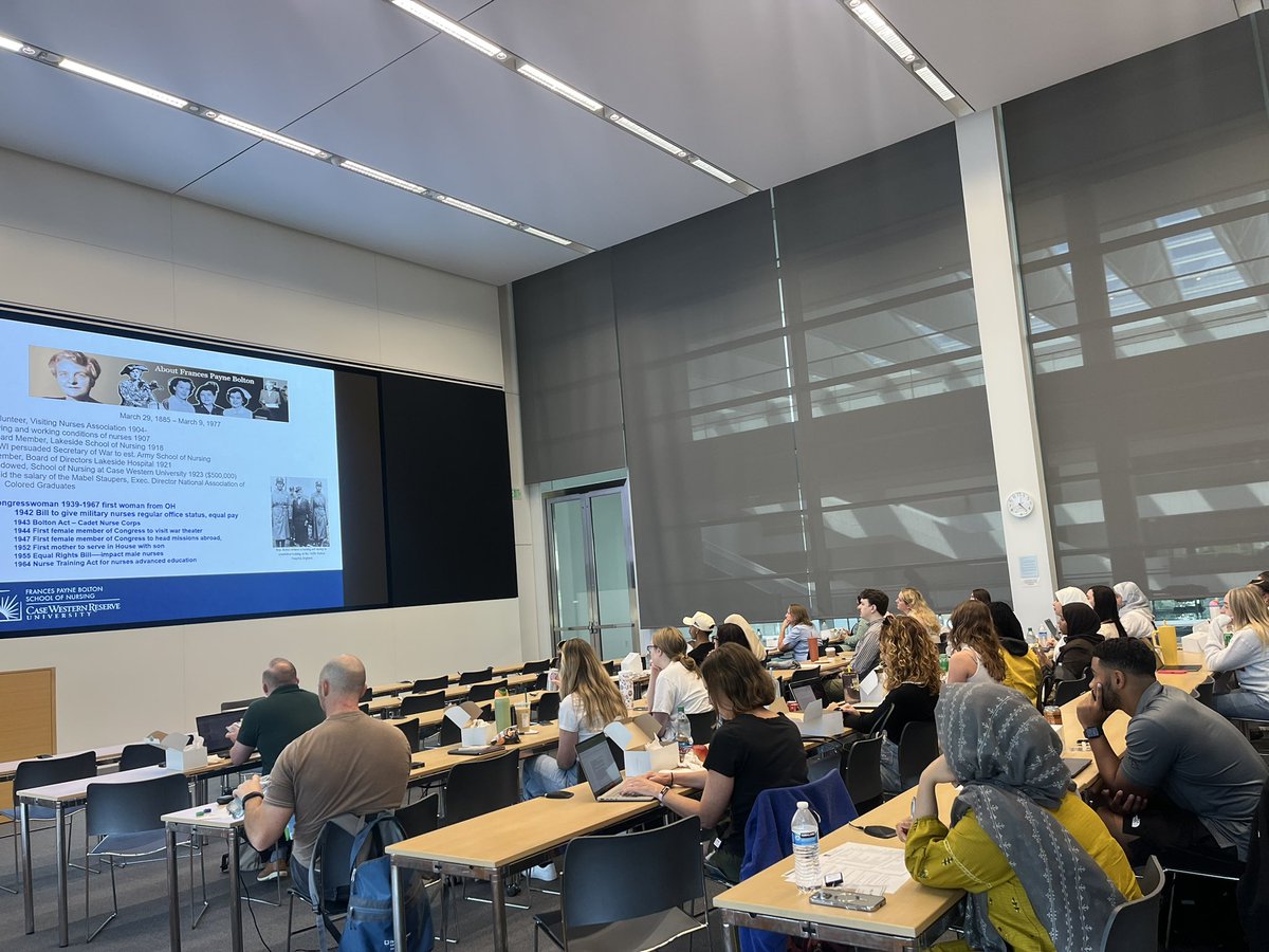 fpbkristi's tweet photo. We are excited to welcome our new class of MSN students at orientation! Thank you Dr. Latina Brooks, Associate Dean of Academic Affairs, for providing a warm welcome! @fpbnursing https://t.co/a2bYAiSG79