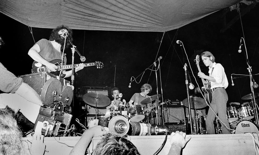 Grateful Dead tweet media
