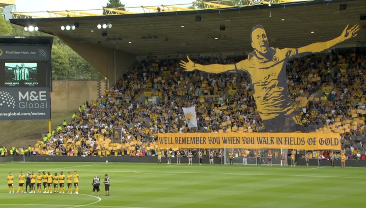 A beautiful tifo of Diogo Jota at Wolves ❤️