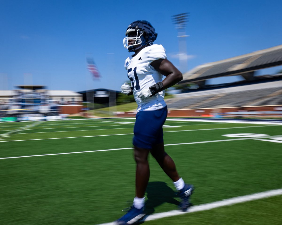 GSAthletics_FB's tweet photo. One Word: Ready. 

#HailSouthern https://t.co/iuuE17NO5b