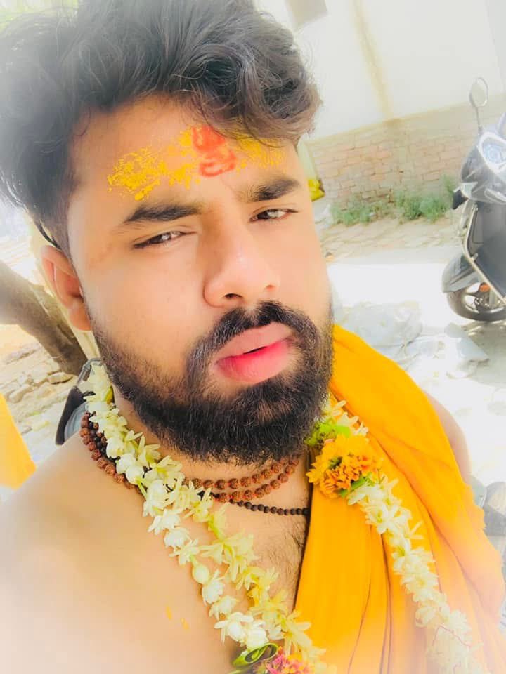 shauryabjym's tweet image. RADHE RADHE DOSTO 🙏🏻🌍

#HappyJanmashtami