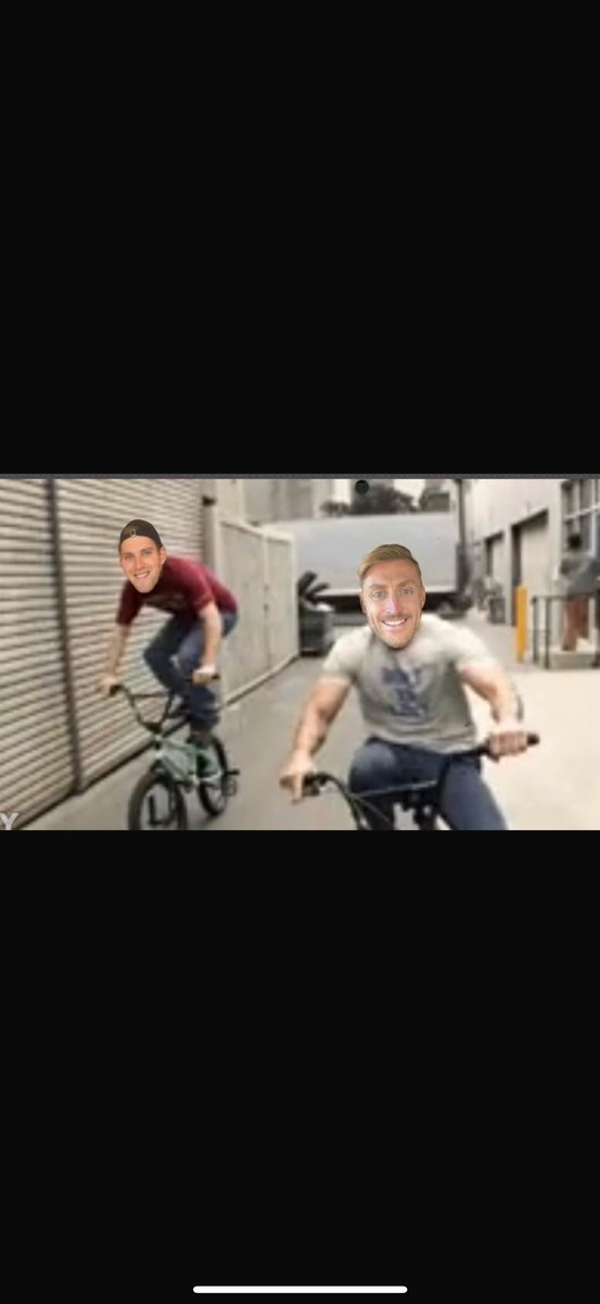 azbish01 tweet media