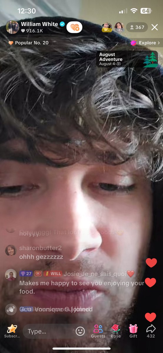wwhitehearts's tweet photo. Gross. Close up eating on a live. He’s a mess #whiteynation
I feel sorry for him. He needs guidance if this is what he wants to do for a career https://t.co/9VfmTzc3hs
