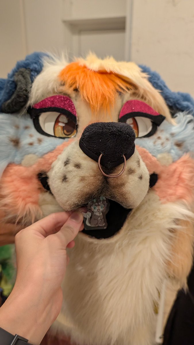 zyutamin's tweet image. #オオカミバー 
Everyone trying to eat me😭