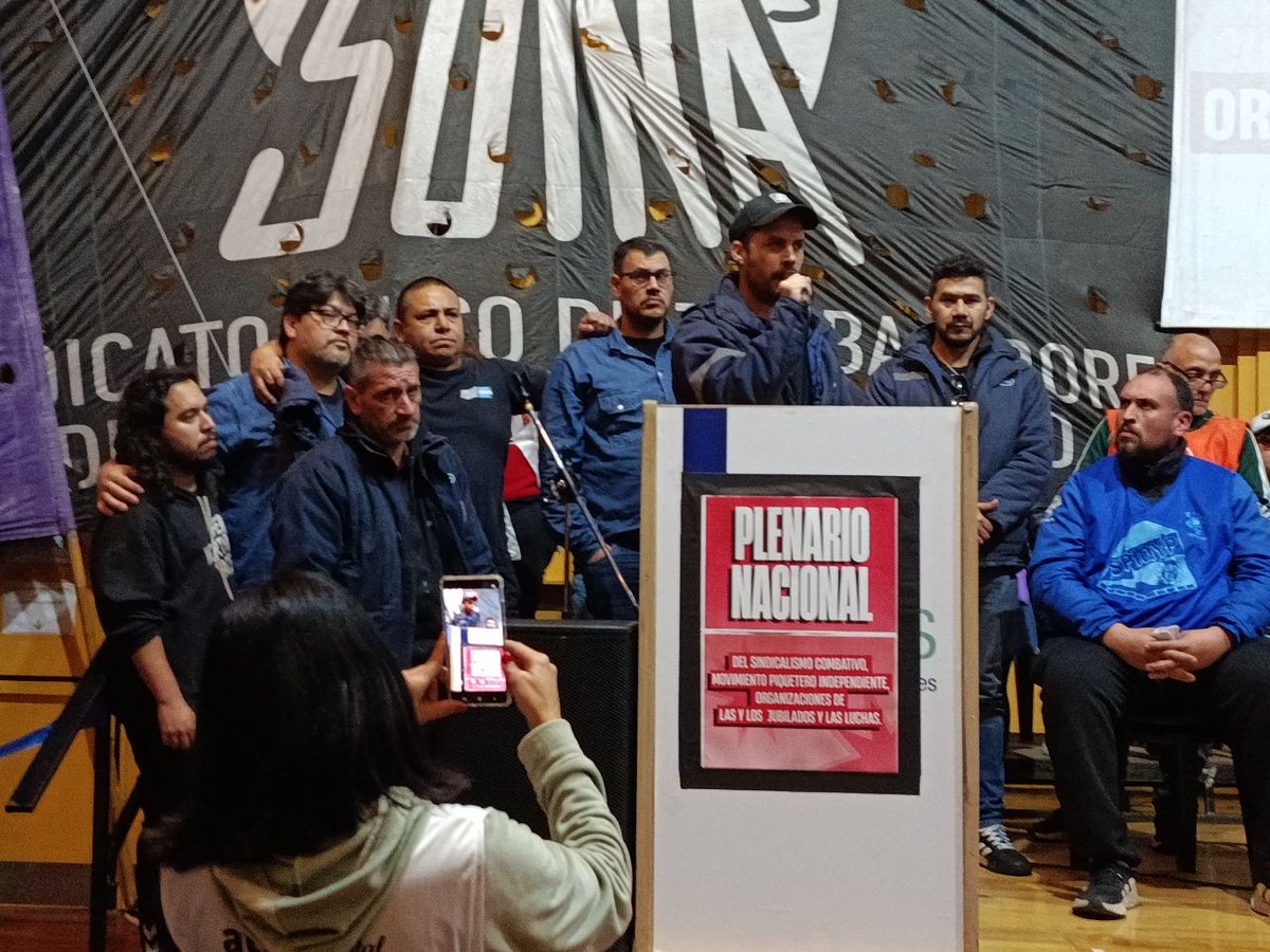 mavirginiagomez's tweet photo. Los trabajadores de Secco anuncian que vuelven a las calles para la reinstalación efectiva de los despedidos, en el marco de la conciliación obligatoria que @TrabajoPBA tiene que hacer cumplir a la empresa coimera que defienden abogados de represores y genocidas. Jueves 6 am en las oficinas de Pacheco, Panamericana.