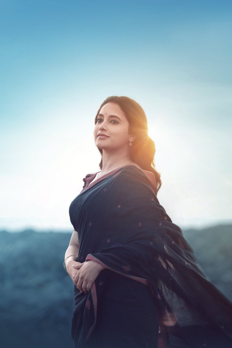 Introvert2025_'s tweet photo. Perfect Wife Material ra 🫶💗
#PriyankaMohan #TheyCallHimOG #OG #Actresshot https://t.co/yAd0Clidi4