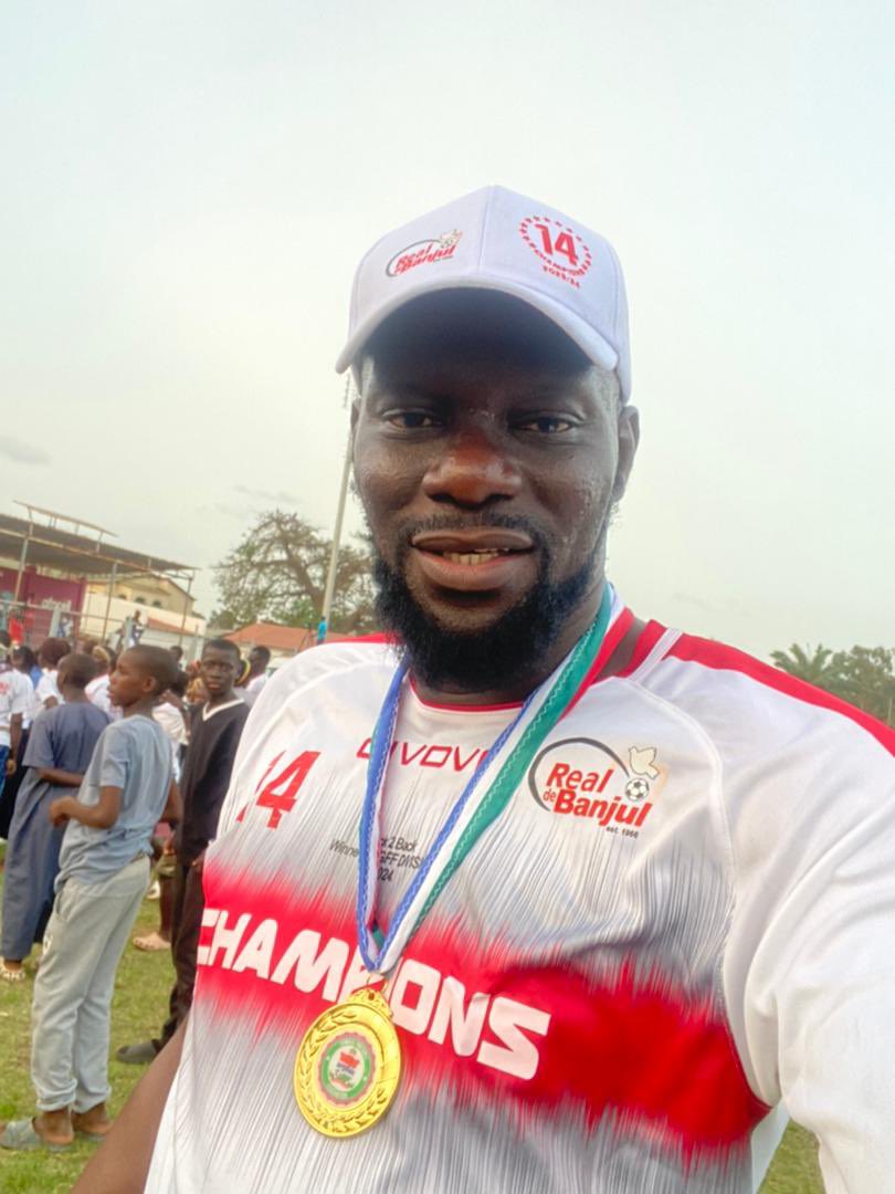 RealDeBanjulFC's tweet image. Happiest birthday to a man who lives and breathes to support Real de Banjul, Fallou Choi 🎂🥰👏🏽.

Here is to many happy returns, big man.

#rdb #fallou #real4real #thewhites #cityboys #realdebanjul