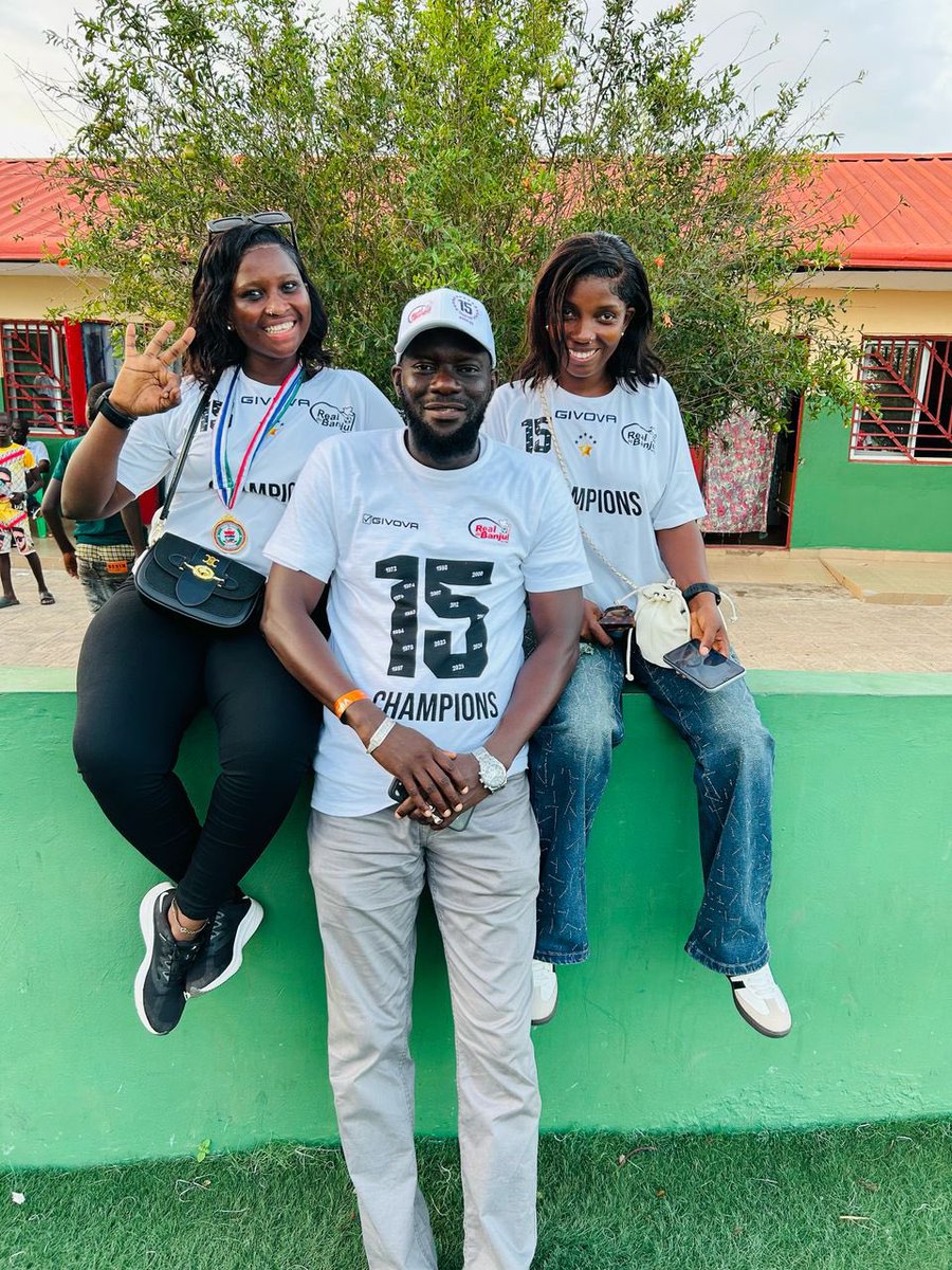 RealDeBanjulFC's tweet image. Happiest birthday to a man who lives and breathes to support Real de Banjul, Fallou Choi 🎂🥰👏🏽.

Here is to many happy returns, big man.

#rdb #fallou #real4real #thewhites #cityboys #realdebanjul