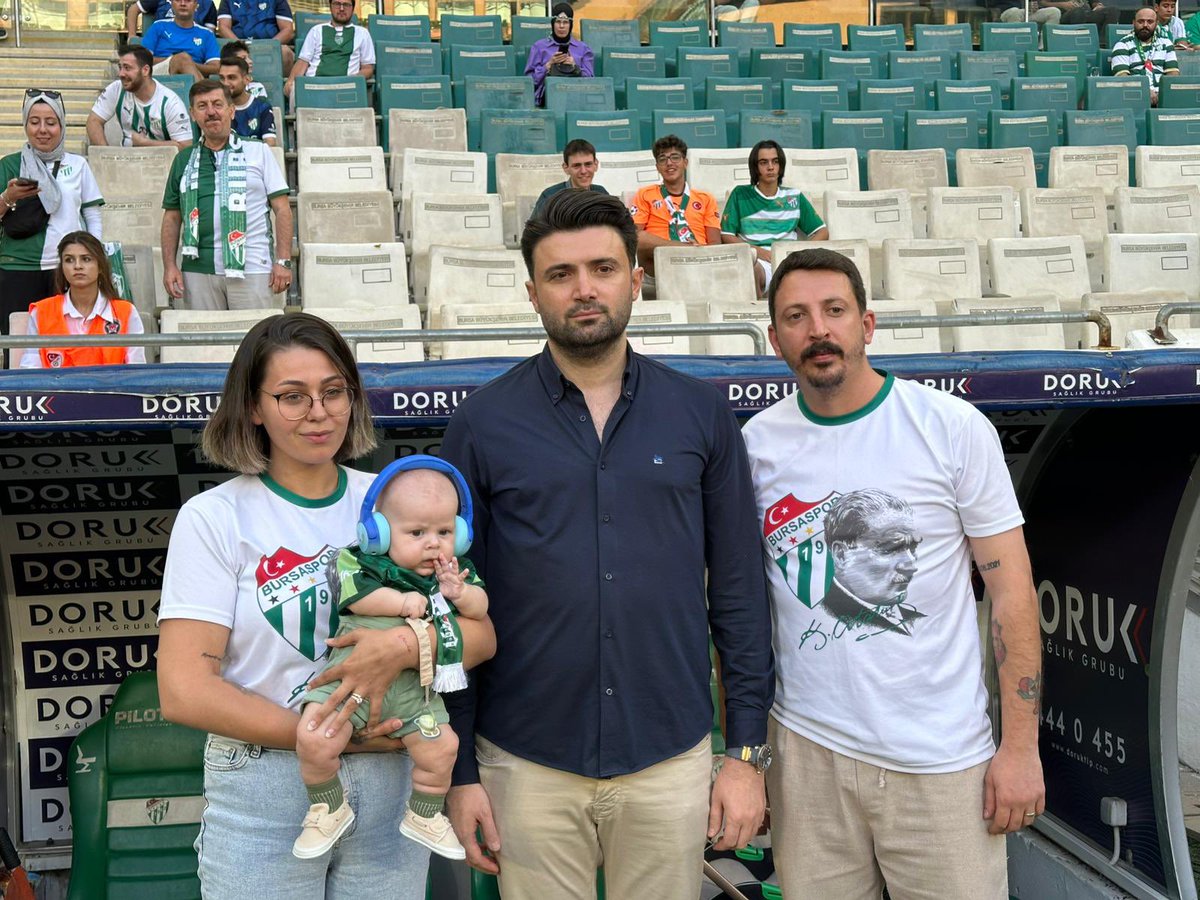 BursasporSk's tweet photo. 🚨Çağan Ata Taran’a destek olmak için 

ATA yaz, 6193’e gönder 💚🤍 https://t.co/fdOHFO3GQA