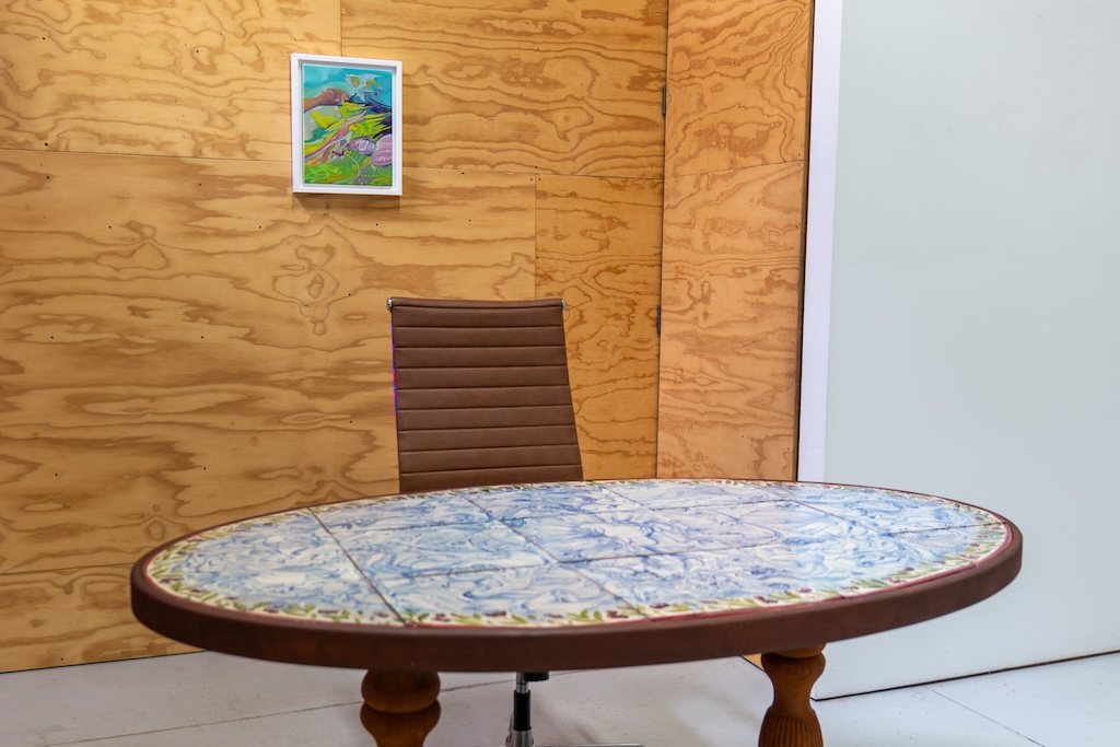 Not just a table -- a stage for conversation, memory, and art.

Lola Montes 
Venus Table, 2023
hand-painted ceramic inlaid on wooden table 
36 1/4 x 60 1/4 x 3 1/8 inches (92.1 x 153 x 8 cm)

#tripoligallery #vitoschnabelgallery #sunday #onviewnow #lolamontes
