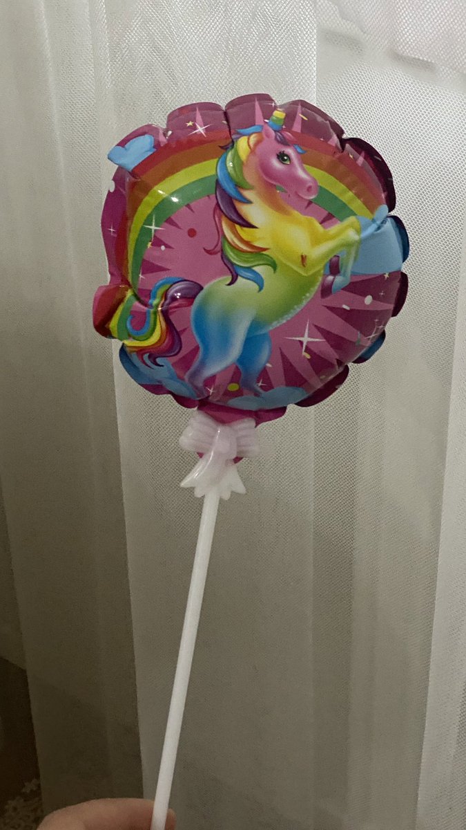 Babam : Minik kızıma çok seveceği bir şey aldım 
(Yaş 21)