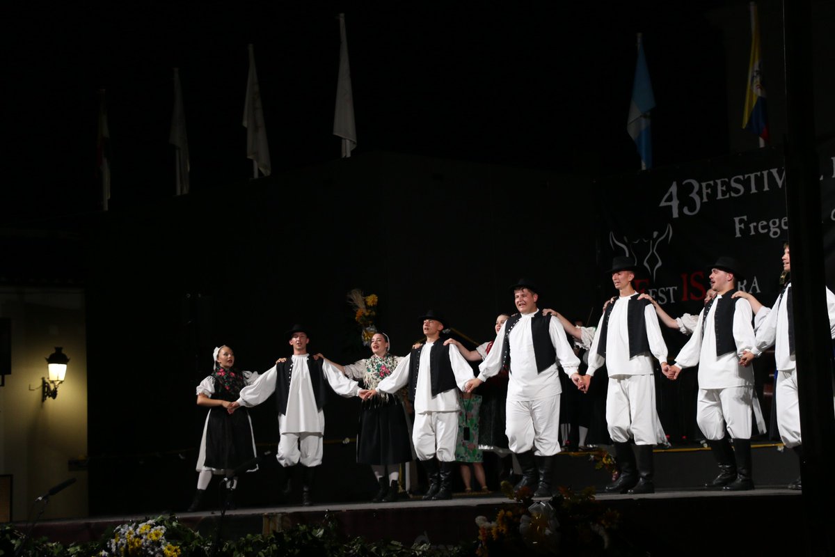 FESTISIERRA tweet media