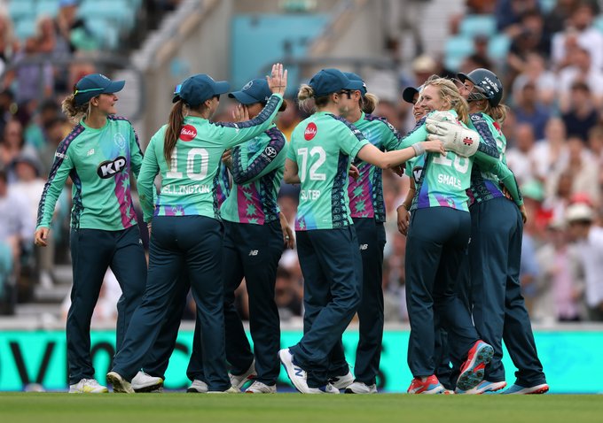 Sophie Smale of Oval Invincibles celebrates victory with team mates
©ECB Images
