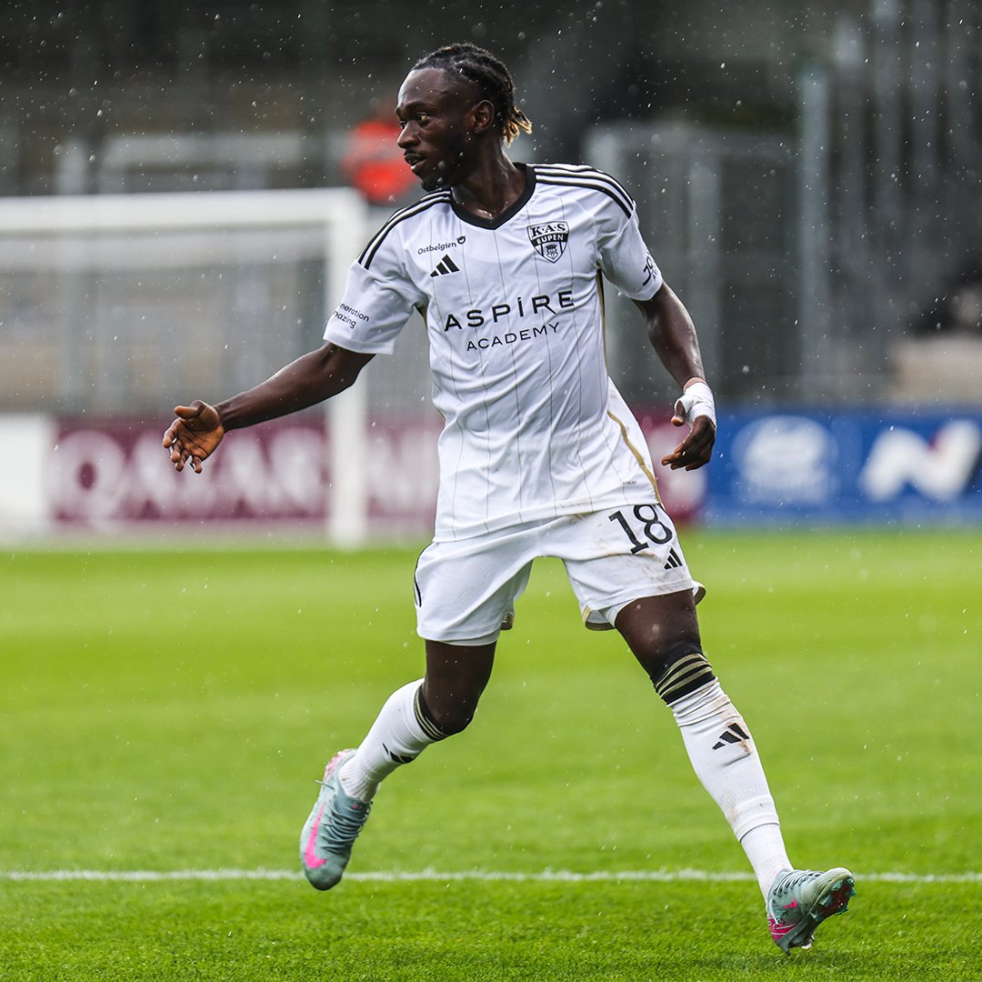 DAZN_BENL's tweet photo. ๐ง๐ช Beerschot - KAS Eupen
๐ Uitzending vanaf 19u55
๐ฒ De DAZN-app
๐ https://t.co/qW6KYBeBAm
๐๏ธ @debie_jelle
#BEEEUP https://t.co/To2S9feVEt