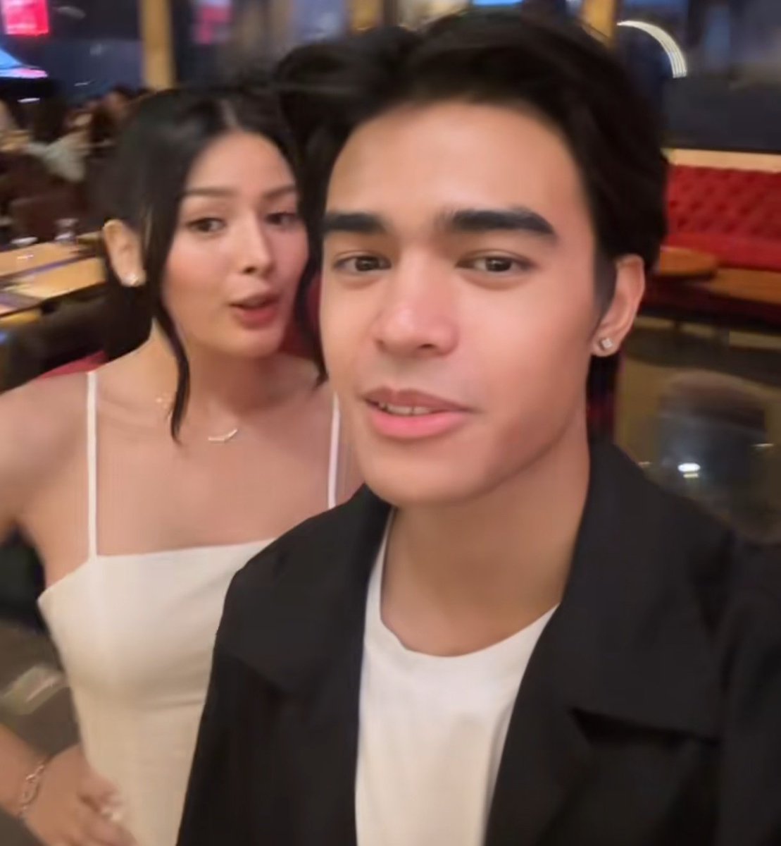 iamdarwin1992's tweet image. Nagtiktok sila, nagtiktok sila 😍
Andel tumatapang na din!! 

#Azdel

Link: ⬇️
vt.tiktok.com/ZSAJHLxtj/