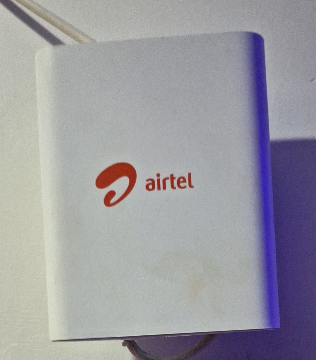 PORajuSingh's tweet photo. Thanks @reliancejio for this mental torture, finally your team motivated me to shift to @airtelindia Air fibre. I request @JioCare to make an arrangement to collect your router and pay the advance payment made by me against recharge till 27 Sep 2025. Bye Bye https://t.co/JK47G6quEg