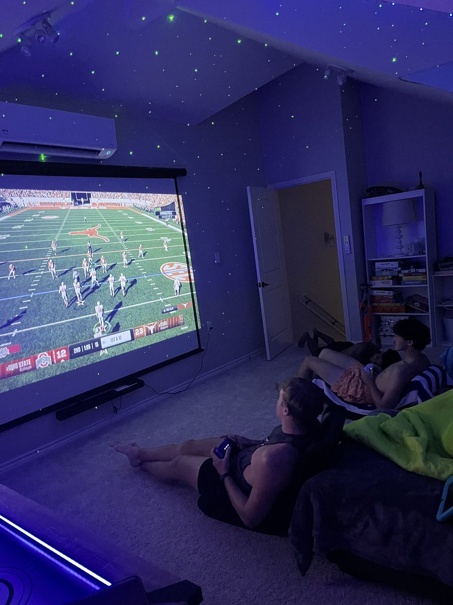 Lance Connot tweet media