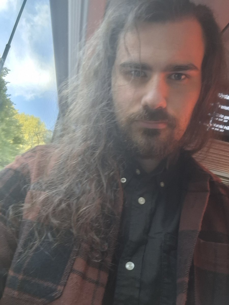 Omw to dinner with work and a bday party afterwards, wish me luck