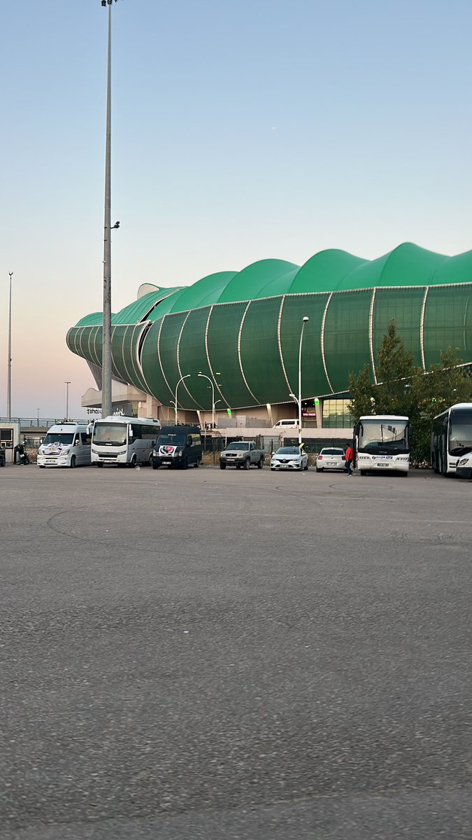 Mekkeyi  tavaf etsek2. Tura dönerdik <a href="/Eskisehirspor/">Eskişehirspor</a>