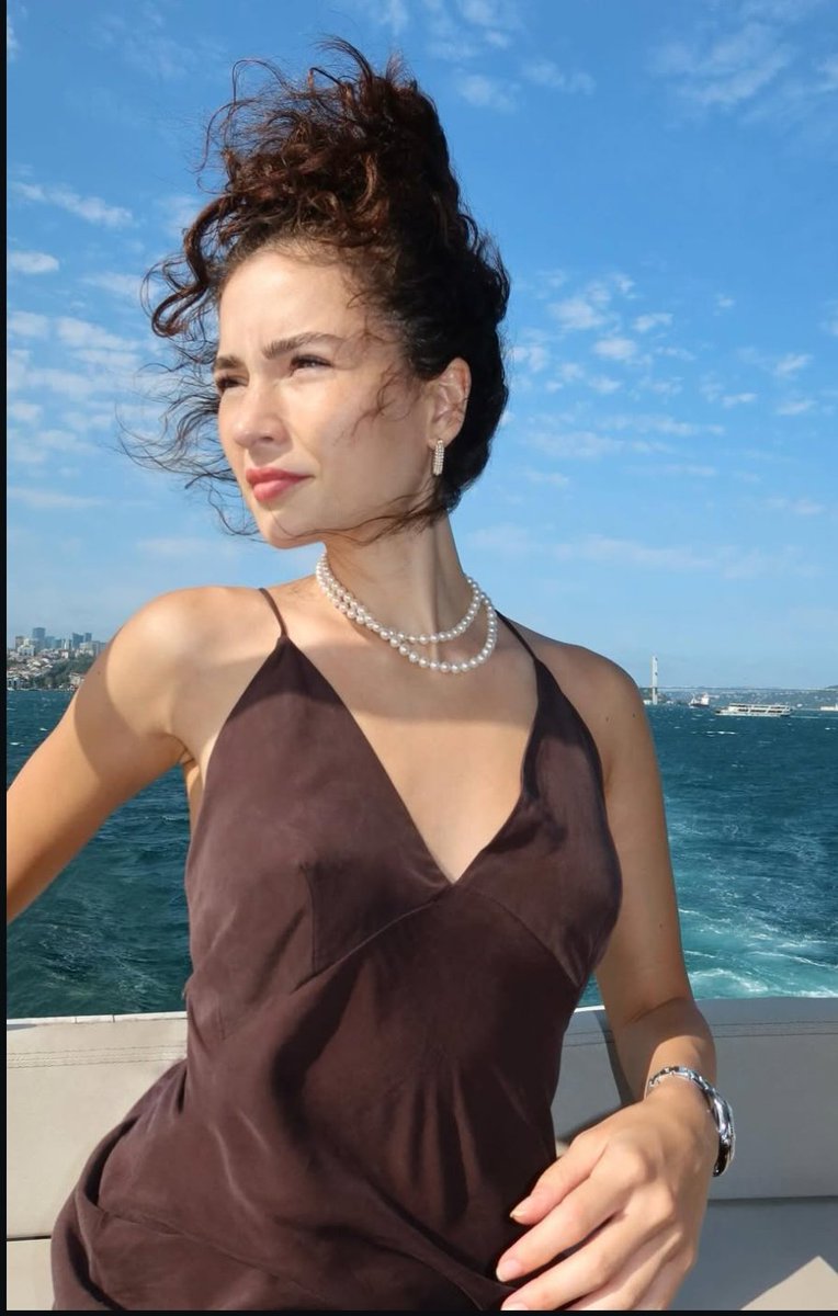 melisimo_25's tweet photo. Deniz meltemi bile güzelliğinle yarışamaz, inanılmazsın, çok değerlisin ve ben her zaman seninleyim, fotoğraflarını seviyorum, varoluş biçimini ve doğallığını seviyorum, tadını çıkar, dünyadaki tüm güzellikleri hak ediyorsun, @melisminkarii #MelisMinkari ❤️❤️❤️ ❤️❤️❤️❤️🌊🌊 https://t.co/TwE8fu4FEa